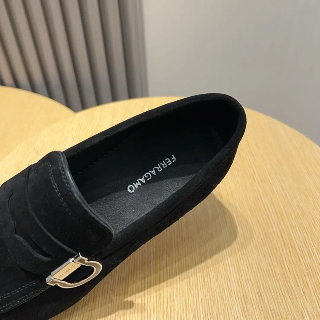 Men's Men's Shoes💰P640💰🔥《Ferragamo》👏Latest • High-end top brand luxury ~ purchasing agency, top quality ~. New fashionable business men's shoes🔜The uppers are made of original open-edge beaded cowhide➕cowhide·lining, with fine workmanship. The original stylish and soft combination wear-resistant and non-slip outsole is light and comfortable on the feet. The real thing looks better in real photos. Size: 38--44